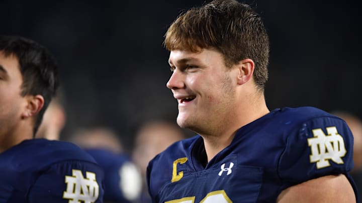 Oct 28, 2023; South Bend, Indiana, USA; Notre Dame Fighting Irish offensive lineman Joe Alt (76)