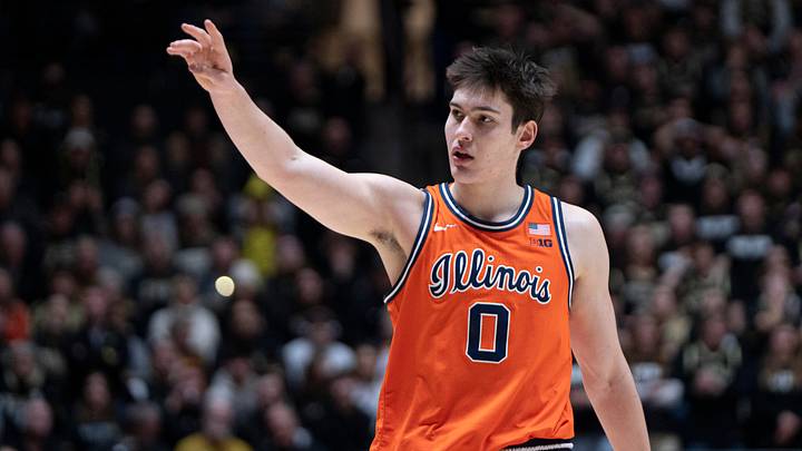 Jan 24, 2026; West Lafayette, Indiana, USA; Illinois Fighting Illini forward David Mirkovic (0) waves for a teammate during the first half against the Purdue Boilermakers at Mackey Arena.   Mandatory Credit: Jacob Musselman-Imagn Images