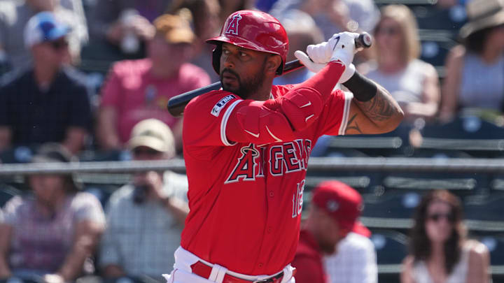 Los Angeles Angels center fielder Aaron Hicks (12) bats