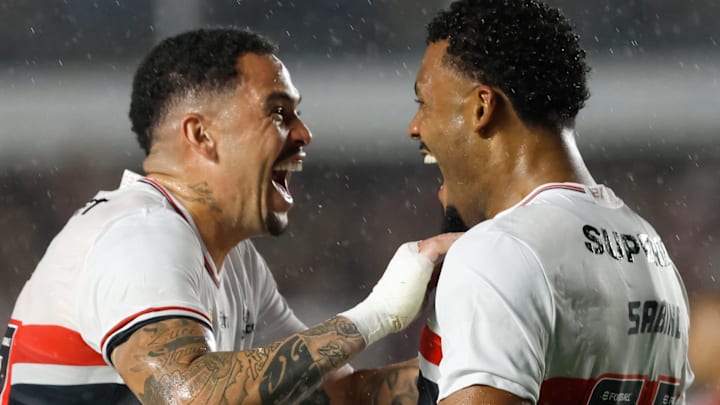 Tricolor precisa de ajustes da defesa ao comando de ataque Tricolor precisa de ajustes da defesa ao comando de ataque