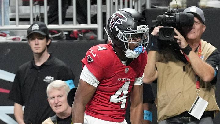 Atlanta Falcons wide receiver Jahan Dotson leads the team in yards per catch. Atlanta Falcons wide receiver Jahan Dotson leads the team in yards per catch.