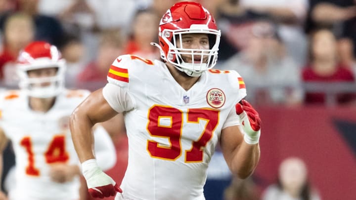 Kansas City Chiefs defensive end Ashton Gillotte (97) against the Arizona Cardinals during a preseason NFL game at State Farm Stadium.