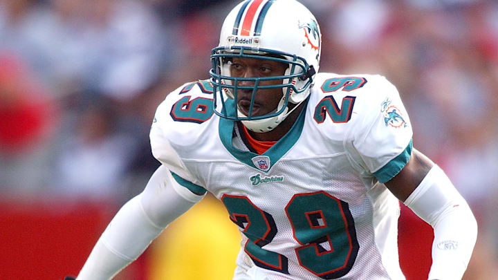 Miami Dolphins v New England Patriots