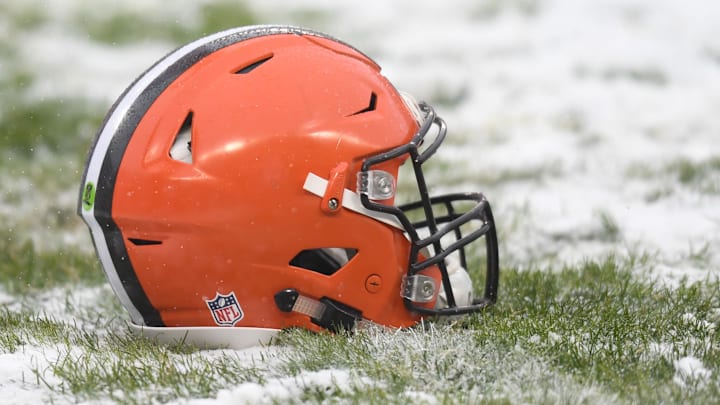 Dec 24, 2017; Chicago, IL, USA; A general view of a Cleveland Browns helmet prior to a game against the Chicago Bears at Soldier Field. The Bears won 20-3. Mandatory Credit: Patrick Gorski-Imagn Images