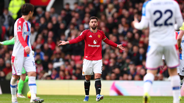 Manchester United v Crystal Palace - Premier League