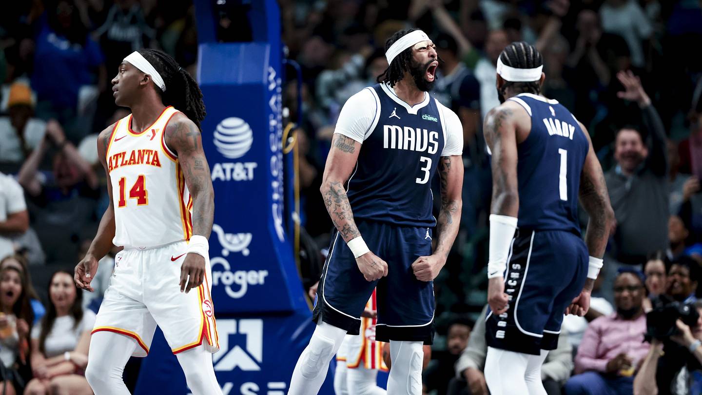 LeBron James Had Two-Word Message for Former Teammate Anthony Davis ...