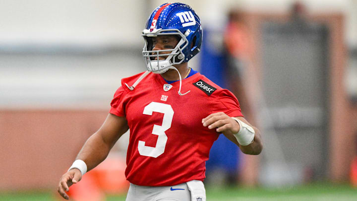 New York Giants QB Russell Wilson warms up during minicamp at Quest Diagnostics Training Center.