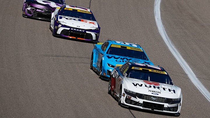 Kansas Speedway, NASCAR