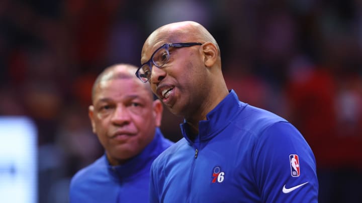 Mar 27, 2022; Phoenix, Arizona, USA; Philadelphia 76ers assistant coach Sam Cassell (right) and head coach Doc Rivers against the Phoenix Suns at Footprint Center. Mandatory Credit: Mark J. Rebilas-USA TODAY Sports Mar 27, 2022; Phoenix, Arizona, USA; Philadelphia 76ers assistant coach Sam Cassell (right) and head coach Doc Rivers against the Phoenix Suns at Footprint Center. Mandatory Credit: Mark J. Rebilas-USA TODAY Sports