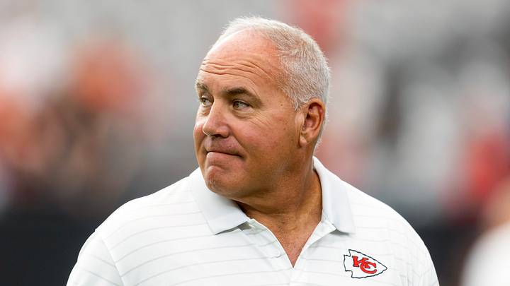 Aug 9, 2025; Glendale, Arizona, USA; Kansas City Chiefs special teams coordinator Dave Toub against the Arizona Cardinals during a preseason NFL game at State Farm Stadium. Mandatory Credit: Mark J. Rebilas-Imagn Images