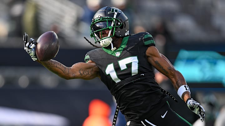 Dec 1, 2024; East Rutherford, New Jersey, USA; New York Jets wide receiver Davante Adams (17) warms up before the game against against the Seattle Seahawks at MetLife Stadium. Mandatory Credit: Mark Smith-Imagn Images