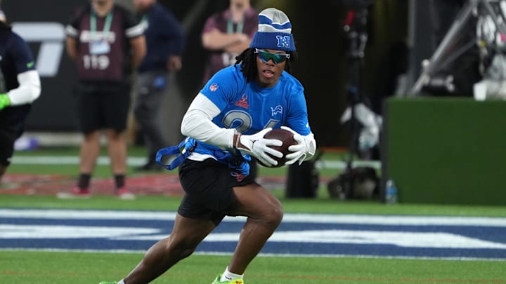 Feb 2, 2025; Orlando, FL, USA; NFC running back Jahmyr Gibbs of the Detroit Lions (26) carries the ball during the 2025 Pro Bowl Games at Camping World Stadium. Mandatory Credit: Kirby Lee-Imagn Images