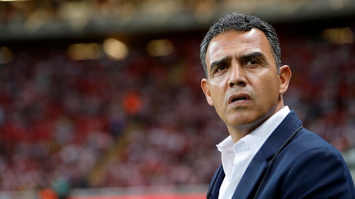 Ricardo Cadena dirigirá el último partido de fase regular con Chivas Ricardo Cadena dirigirá el último partido de fase regular con Chivas