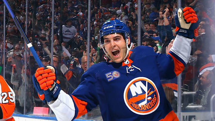 Philadelphia Flyers v New York Islanders