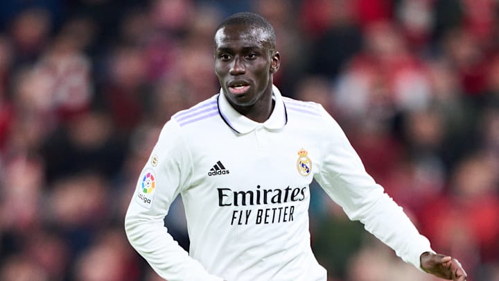 Mendy se lesionou e deve desfalcar Real Madrid no Mundial