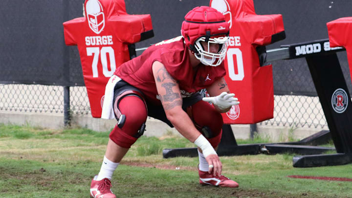 Oklahoma offensive lineman Jake Maikkula