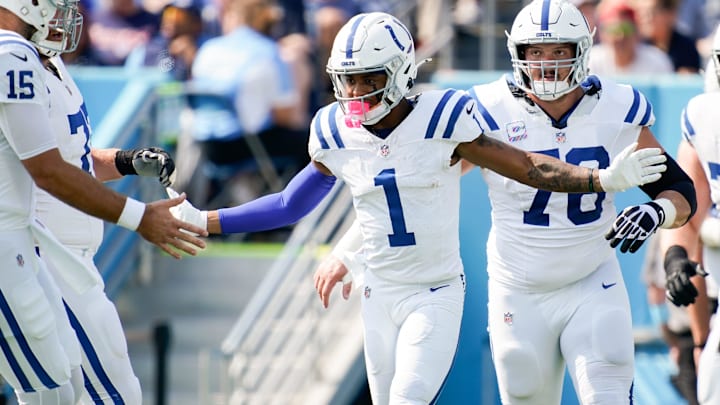 Indianapolis Colts wide receiver Josh Downs (1) brings in a touchdown against the Tennessee Titans during the first quarter at Nissan Stadium in Nashville, Tenn., Sunday, Oct. 13, 2024.