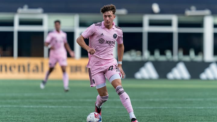 Lawson Sunderland has signed a contract with Inter Miami's first team through the 2023 season with options into the 2026 season.