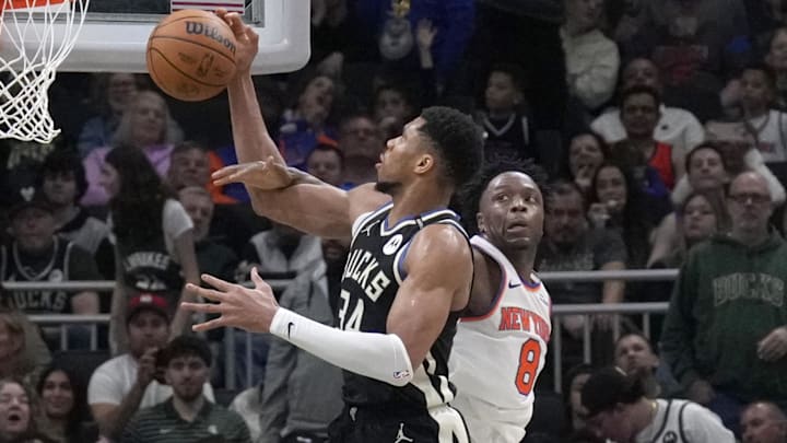 Giannis Antetokounmpo estaría rodeado de secundarios de mucho nivel en los New York Knicks 