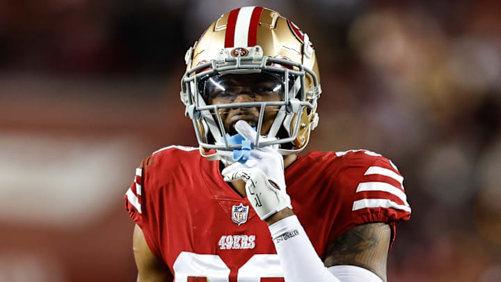 San Francisco 49ers cornerback Deommodore Lenoir