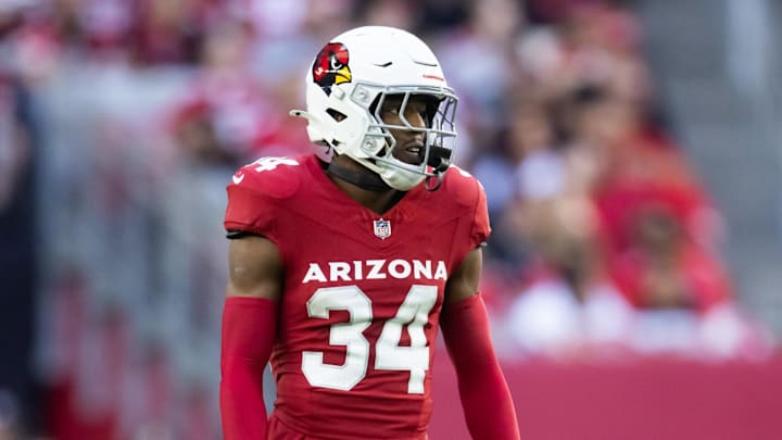 Jan 5, 2025; Glendale, Arizona, USA; Arizona Cardinals safety Jalen Thompson (34) against the San Francisco 49ers at State Farm Stadium. Mandatory Credit: Mark J. Rebilas-Imagn Images Jan 5, 2025; Glendale, Arizona, USA; Arizona Cardinals safety Jalen Thompson (34) against the San Francisco 49ers at State Farm Stadium. Mandatory Credit: Mark J. Rebilas-Imagn Images