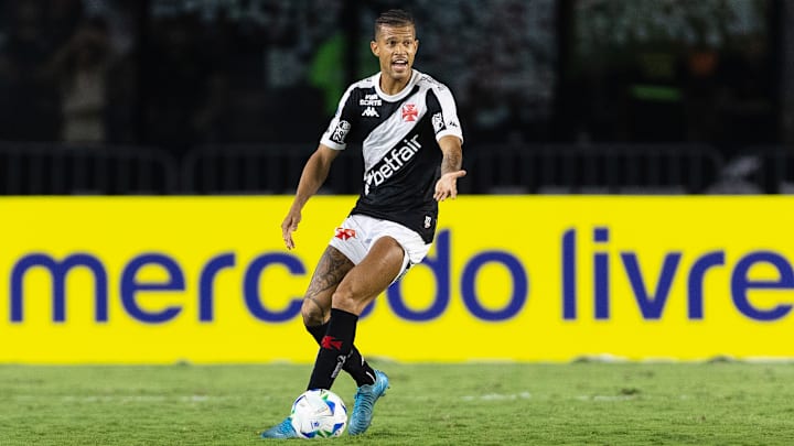 João Victor deve deixar o Vasco da Gama nesta janela de transferências