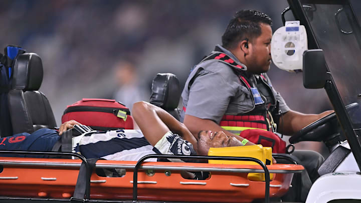 Anthony Martial tuvo una luxación de hombro 