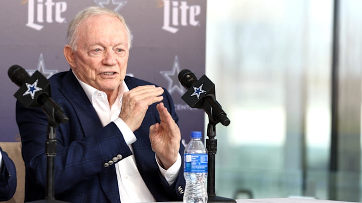  Dallas Cowboys owner Jerry Jones speaks to the media at a press conference.  Mandatory Credit: Tim Heitman-Imagn Images