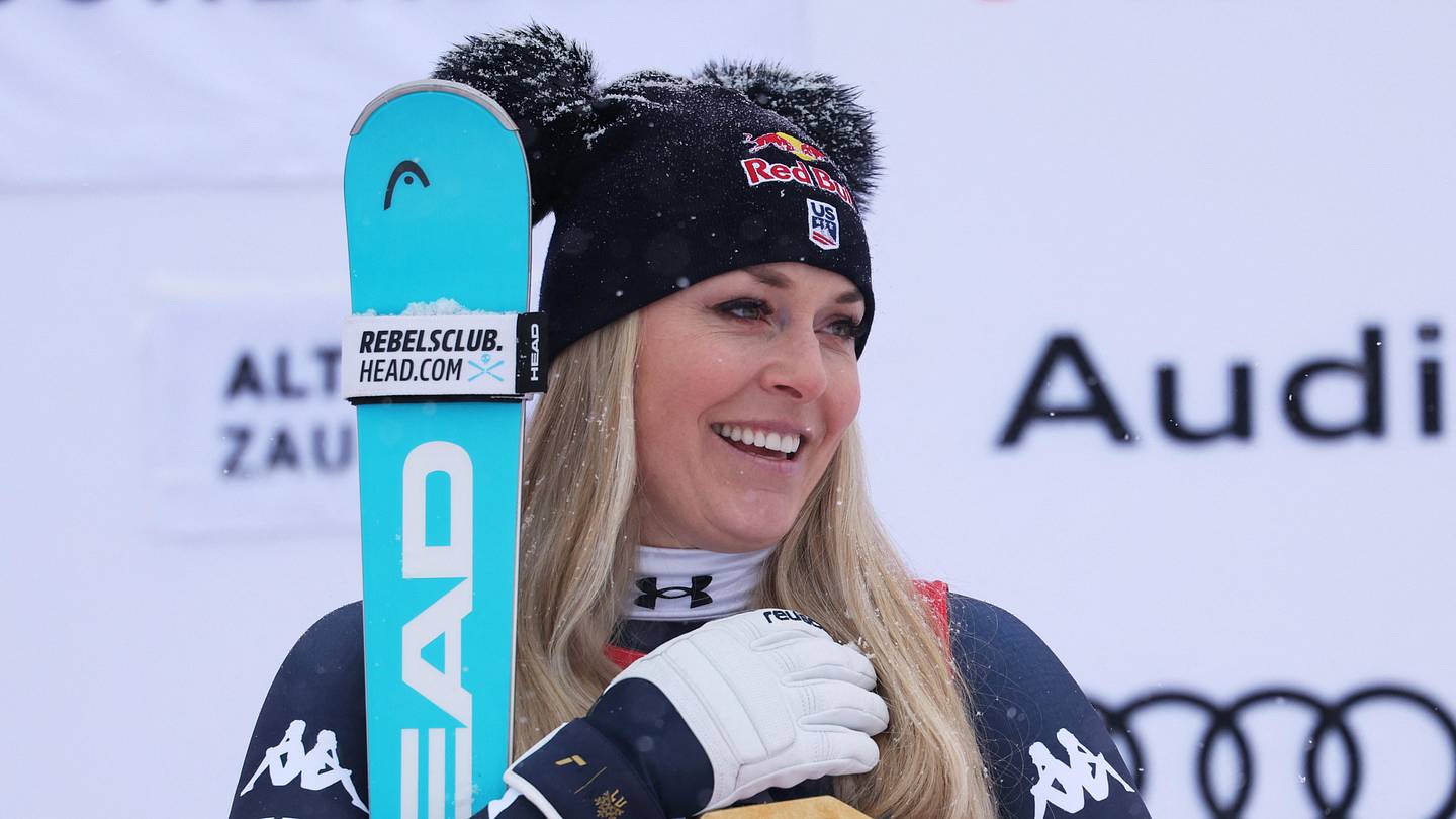 Lindsey Vonn Takes First Steps After Freak Injury in White Robe for Met Gala