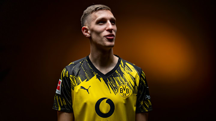 Nico Schlotterbeck hat beim BVB bis 2031 verlängert Nico Schlotterbeck hat beim BVB bis 2031 verlängert