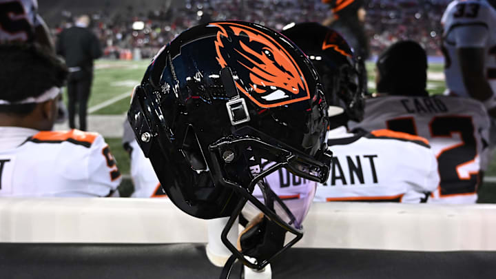 Nov 29, 2025; Pullman, Washington, USA; Oregon State Beavers helmet sits during a game against the Washington State Cougars in the first half at Gesa Field at Martin Stadium. Mandatory Credit: James Snook-Imagn Images