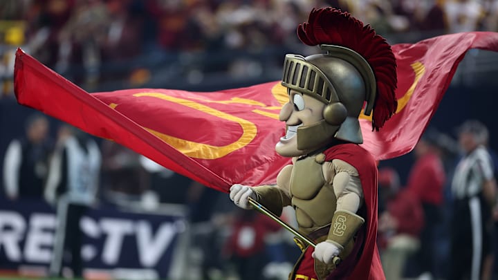 DIRECTV Holiday Bowl - Louisville v USC