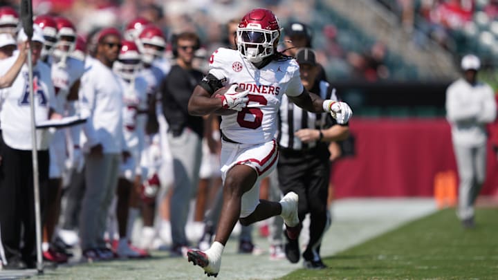 Oklahoma freshman running back Tory Blaylock rushed for 100 yards and two touchdowns in the Sooners' win over Temple on Saturday in Philadelphia.