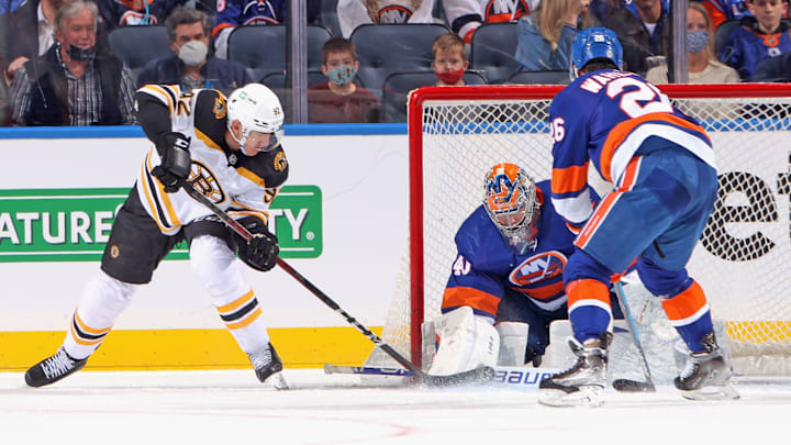 Boston Bruins v New York Islanders