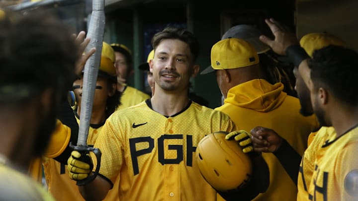 Sep 16, 2023; Pittsburgh, Pennsylvania, USA; Pittsburgh Pirates left fielder Bryan Reynolds (10)