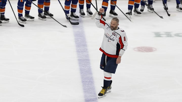 Ovechkin was honored by Gretzky and the Islanders after making history Sunday.