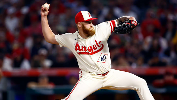 Arizona Diamondbacks v Los Angeles Angels