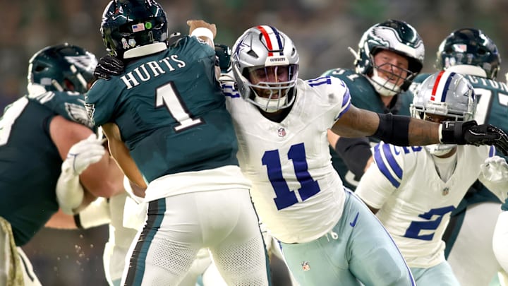 Dallas Cowboys linebacker Micah Parsons rushes the passer in the game against the Philadelphia Eagles.