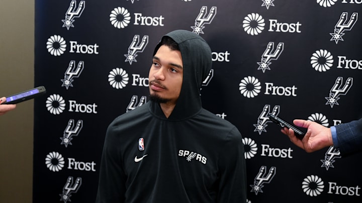 San Antonio Spurs v Atlanta Hawks