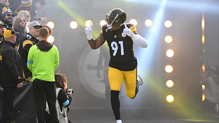 Nov 17, 2024; Pittsburgh, Pennsylvania, USA; Pittsburgh Steelers linebacker Preston Smith (91) takes the field for a game against the Baltimore Ravens at Acrisure Stadium. Mandatory Credit: Barry Reeger-Imagn Images