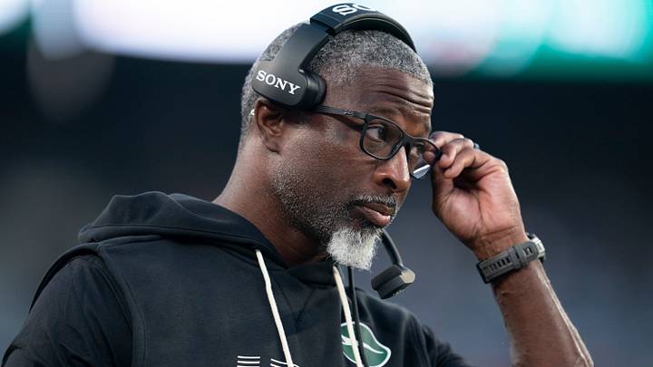 Jets head coach Aaron Glenn should have an easier time saying goodbye to this player after an underwhelming preseason debut. 