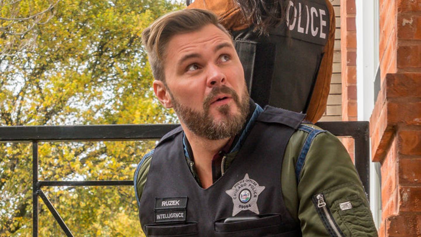 What happened to Adam Ruzek's dad on Chicago PD?
