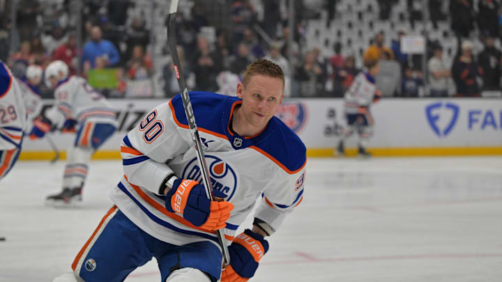 Edmonton Oilers right wing Corey Perry