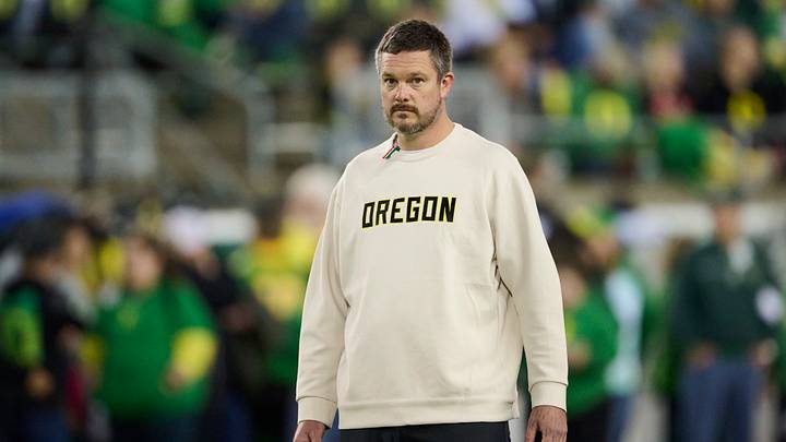 Oct 17, 2026; Eugene, Oregon, USA; Oregon Ducks head coach Dan Lanning watches his team warm up before a game against the Nebraska Cornhuskers at Autzen Stadium. Mandatory Credit: Troy Wayrynen-Imagn Images Oct 17, 2026; Eugene, Oregon, USA; Oregon Ducks head coach Dan Lanning watches his team warm up before a game against the Nebraska Cornhuskers at Autzen Stadium. Mandatory Credit: Troy Wayrynen-Imagn Images