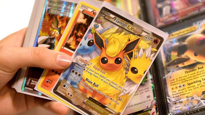 People trade cards during the 2018 Pokemon World Championships the Music City Center in Nashville on Aug. 24, 2018.