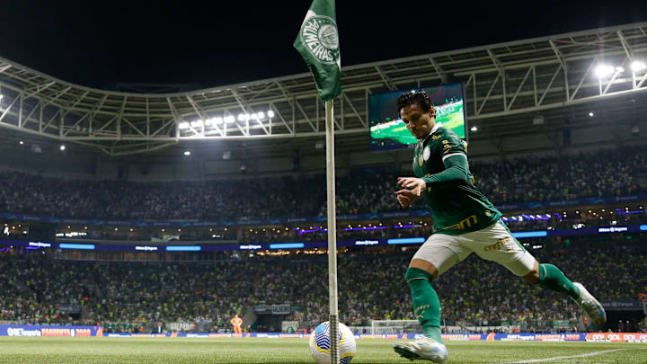 Raphael Veiga é o maior artilheiro da história do estádio, com 51 gols