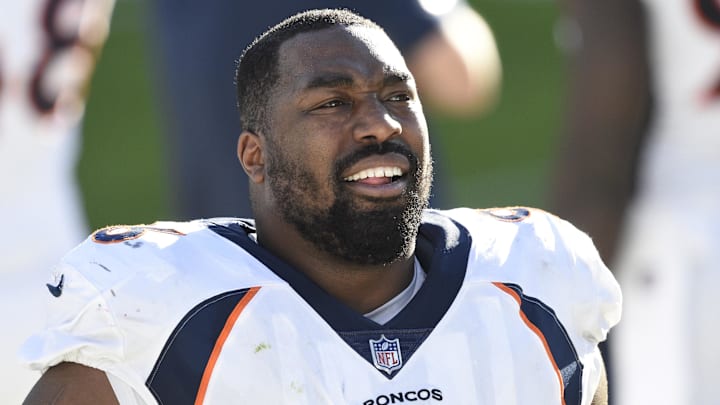 The Browns must sign Shelby Harris to a contract after his free agent visit on Monday.