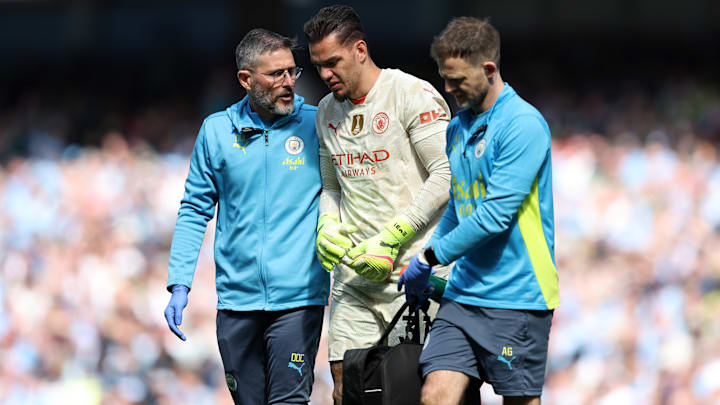 Manchester City FC v Crystal Palace FC - Premier League