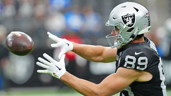 Jan 5, 2025; Paradise, Nevada, USA; Las Vegas Raiders tight end Brock Bowers (89) warms up before a game against the Los Angeles Chargers at Allegiant Stadium. Mandatory Credit: Stephen R. Sylvanie-Imagn Images
