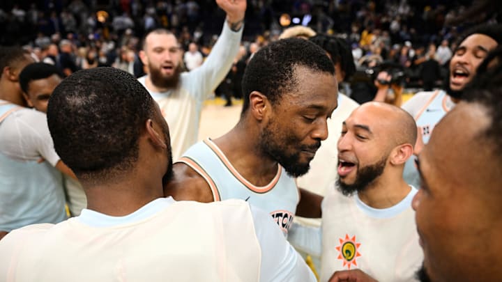 San Antonio Spurs v Golden State Warriors